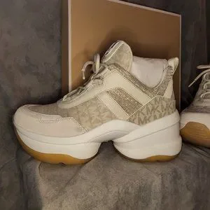 KORS Michael Kors | Shoes | Micheal Kors Olympia Logo